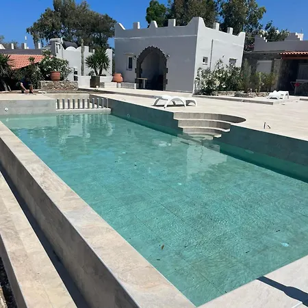 Village Otel